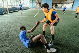 斗地主炸弹别急着丢（斗地主别急着打炸弹）