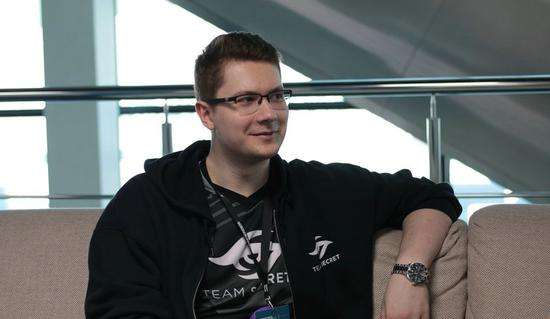 填补詹姆斯 填补詹姆斯